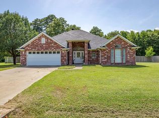 298 Creekwood Dr, Huntington, TX 75949