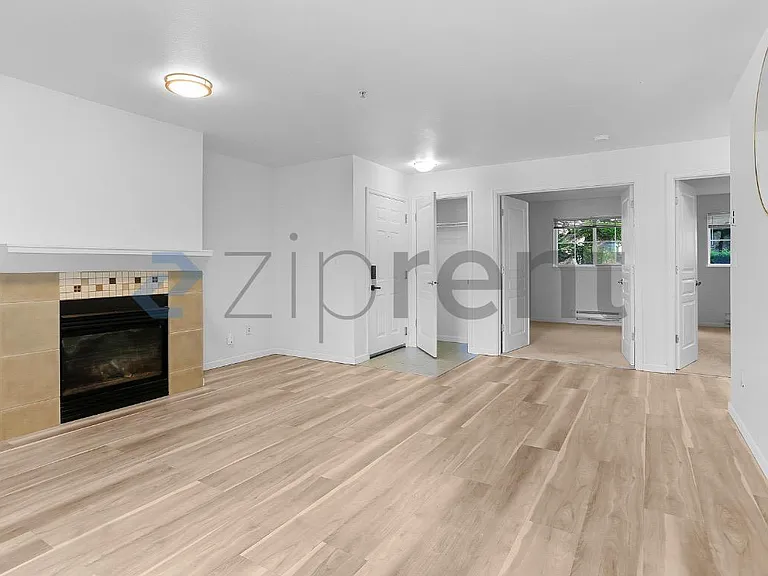23420 SE Black Nugget Rd #A105 — Photo 6