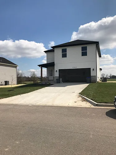 1062 W Holly St Photo 1