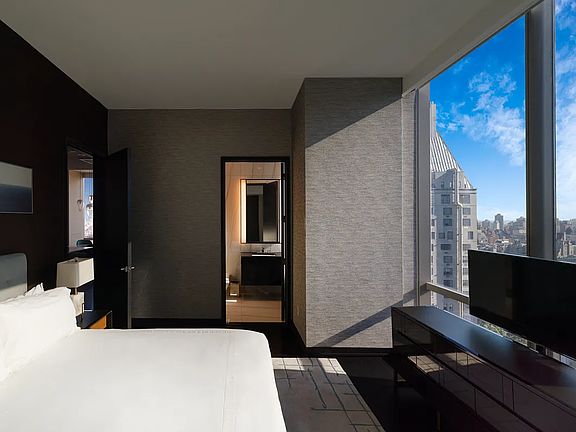 5th image of 157 W 57th St APT 34A