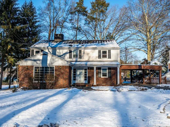 21 Garden Ter, Milltown, NJ 08850