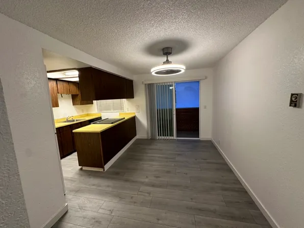 120 Stanford Dr, Mount Vernon, WA