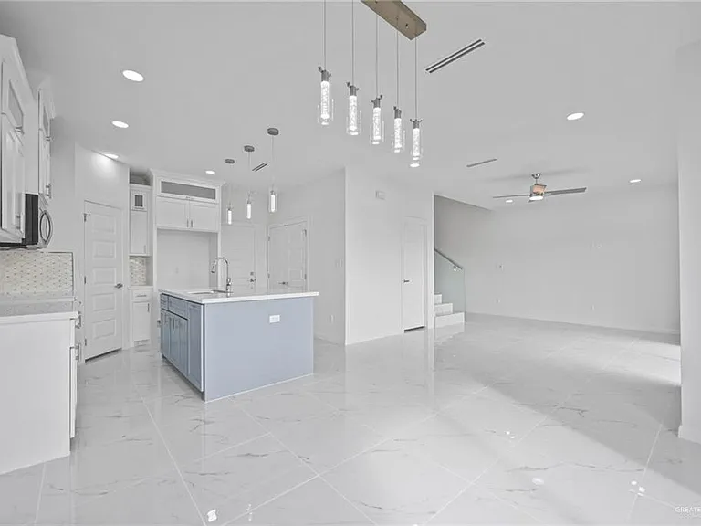 2614 E Solar Dr — Photo 7