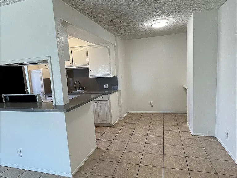 324 N Electric Ave #C — Photo 9