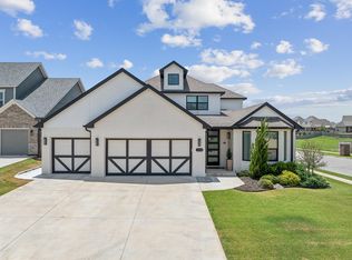 704 E 126th St S, Jenks, OK 74037