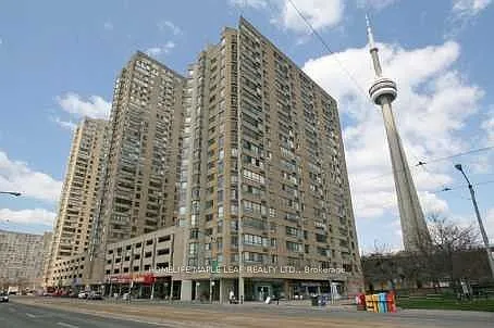 250 Queens Quay W #607 — Photo 1