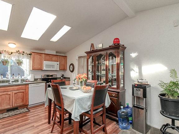 4th image of 15819 84th Ave E