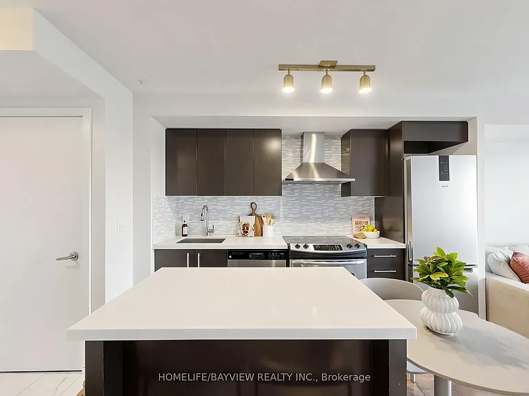 58 Orchard View Blvd #511 — Photo 5