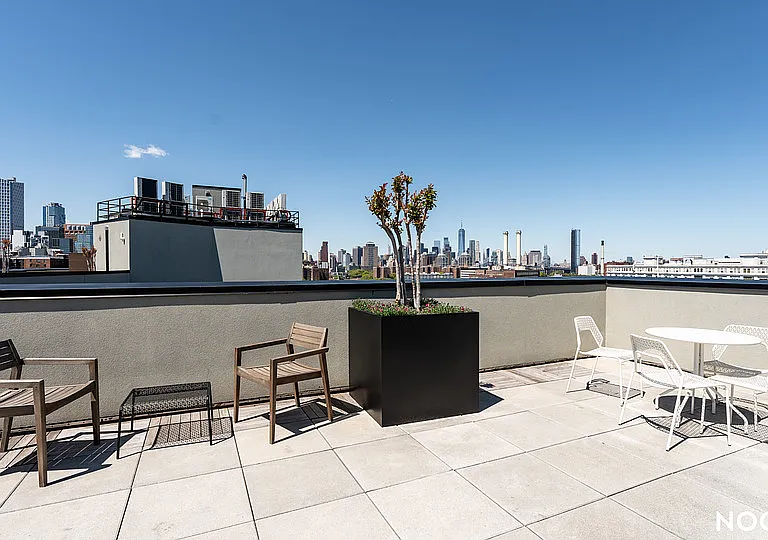 58 Vanderbilt Ave #7N — Photo 47