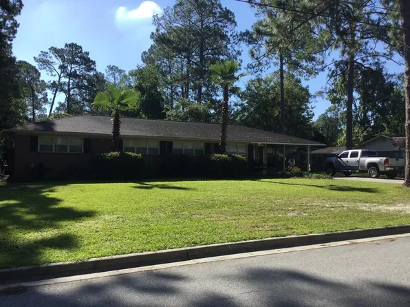 138 Greenwood St, Jesup, GA 31545