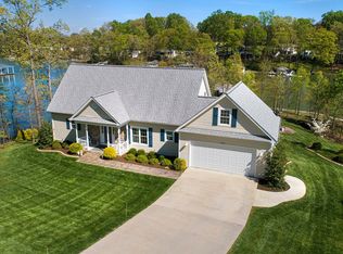 6189 Scruggs Rd, Moneta, VA 24121