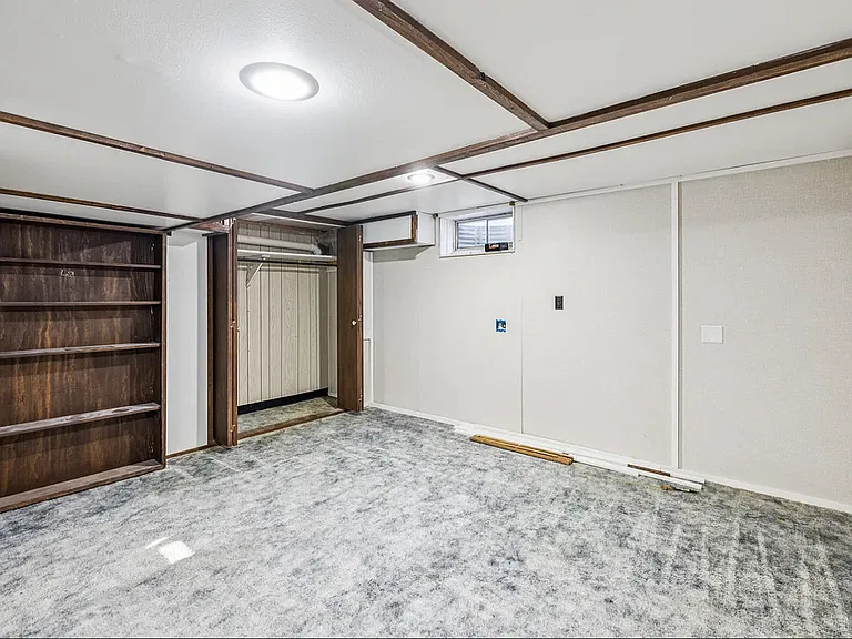 220 B St — Photo 33