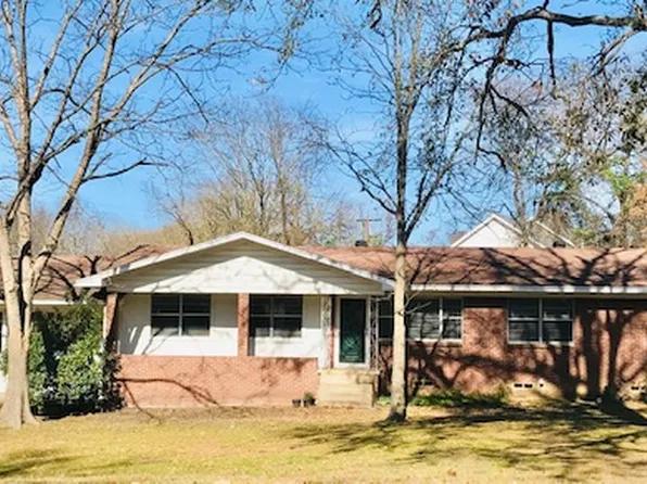 107 W Center St, White Oak, TX 75693