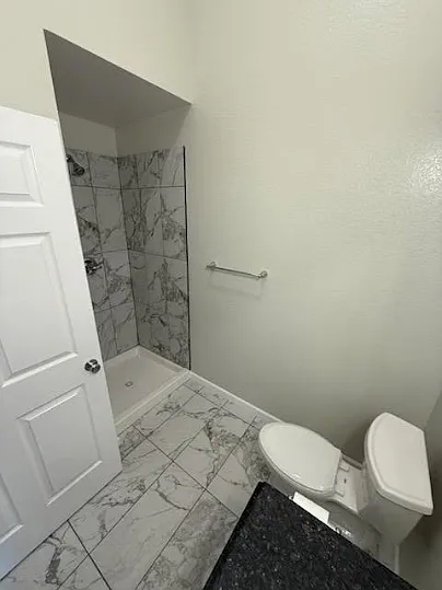910 Broad St #104 — Photo 10