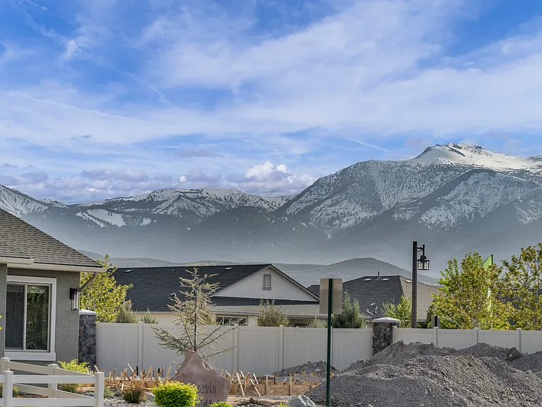 518 Riverbed Cir — Photo 51