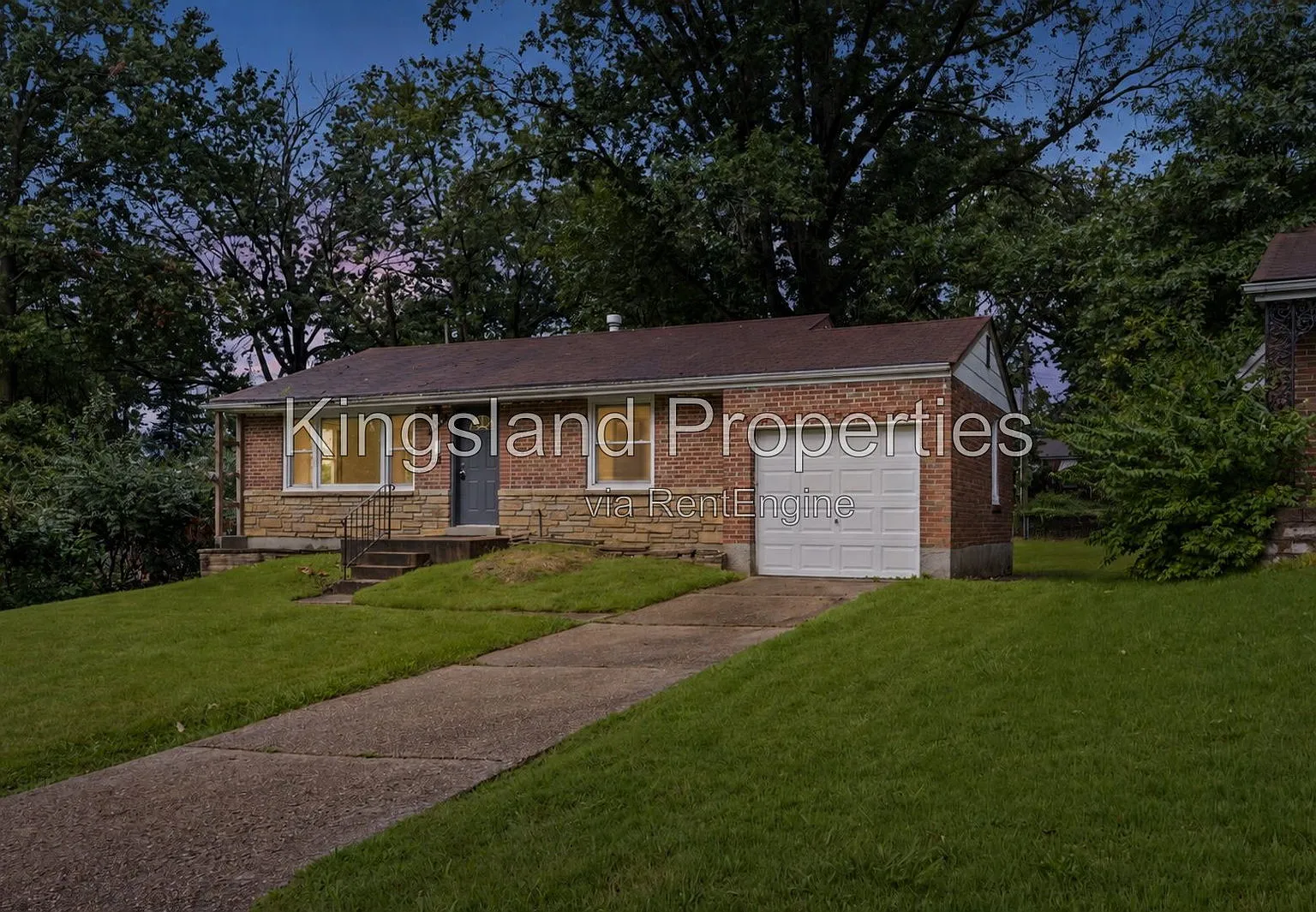 2 bed, 1.0 bath, 825 sqft, $1,200 — Photo 1