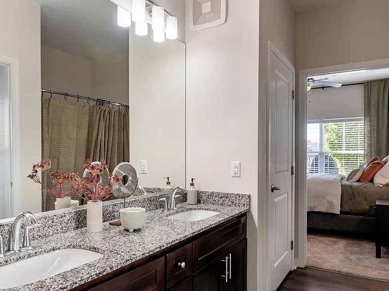 The Haven at Atwater Village — Photo 7