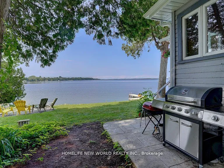 21 Potts Shore Rd — Photo 2