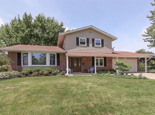 4150 Winston Dr, Hoffman Estates, IL 60192