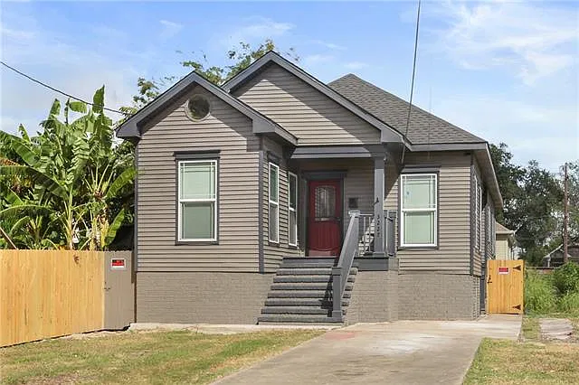 3 bed, 2.0 bath, 1550 sqft, $2,000 — Photo 1