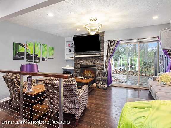 3rd image of 7126 Medallion Dr #30