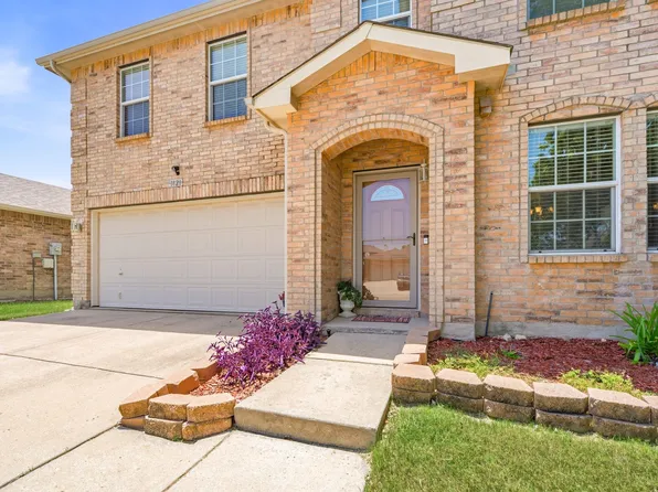 1828 Kittredge Way, Justin, TX 76247