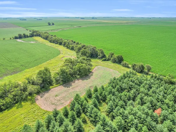 700 E, Fisher, IL 61843