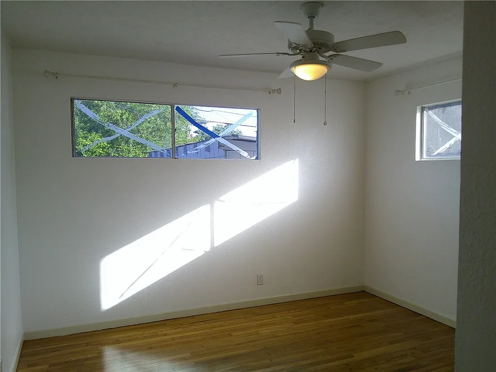 Building Photo - 749 Ashland Dr