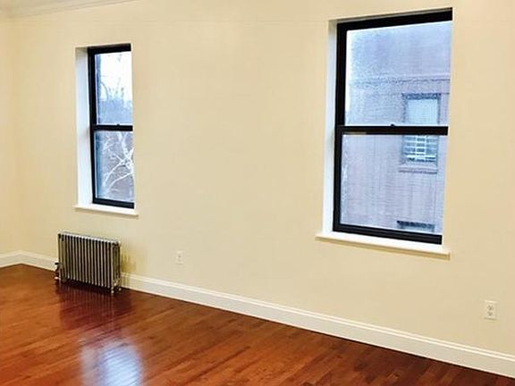 5th image of 4546 49th St APT 5A
