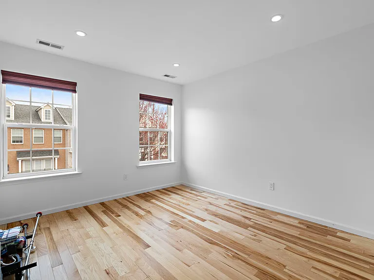 25 Creekside Ct — Photo 11