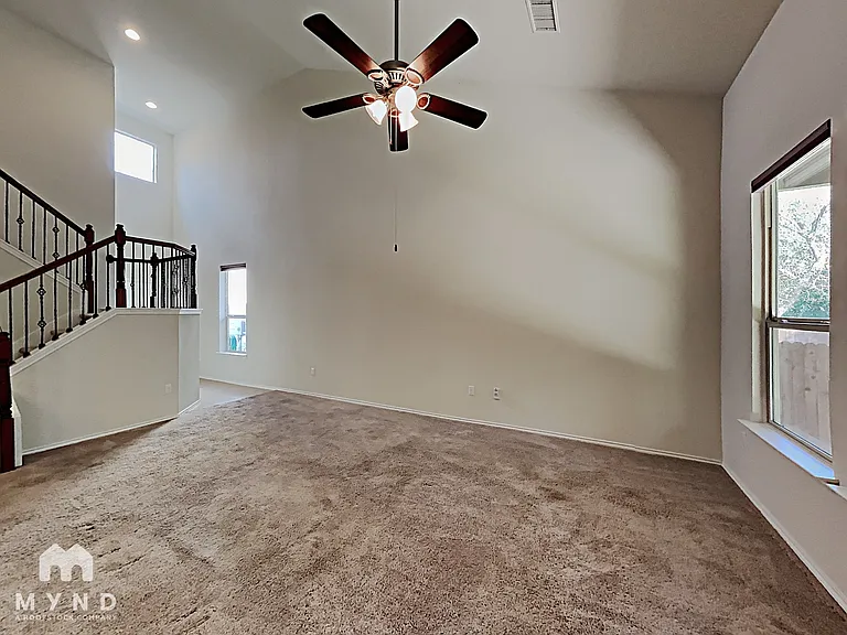 9307 Tanager Way — Photo 4