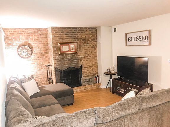 2nd image of 5521 E Lake Dr APT B