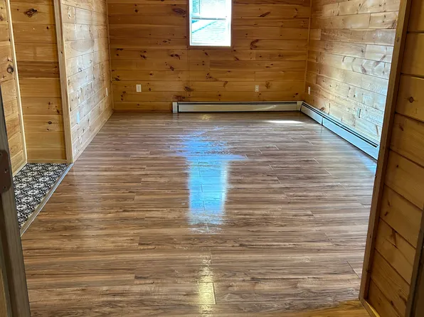 24 Orange St APT 1, Lewiston, ME 04240