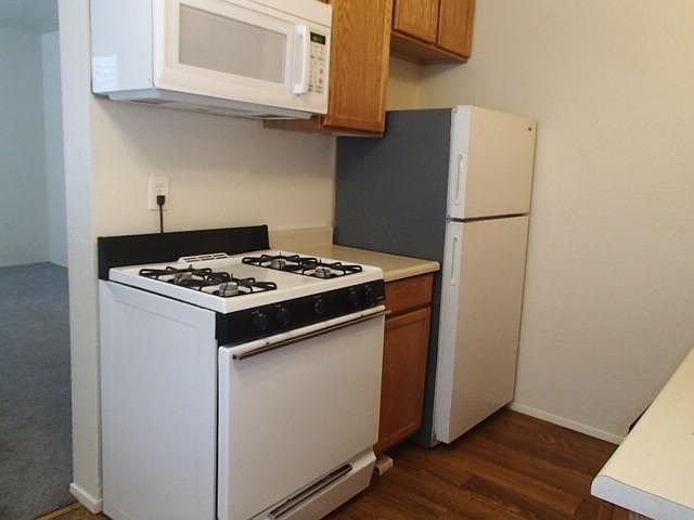 2nd image of 615 Travis Blvd APT 17