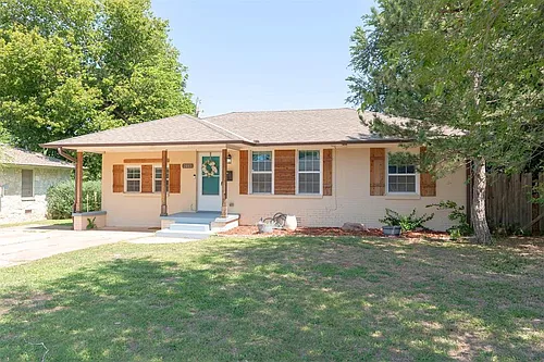 2113 Churchill Pl Photo 1