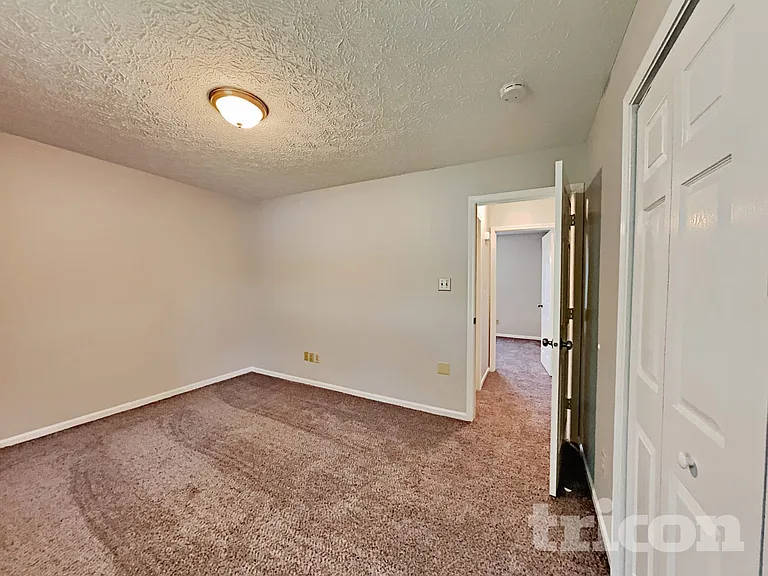2607 Cooper Pointe Cir — Photo 10