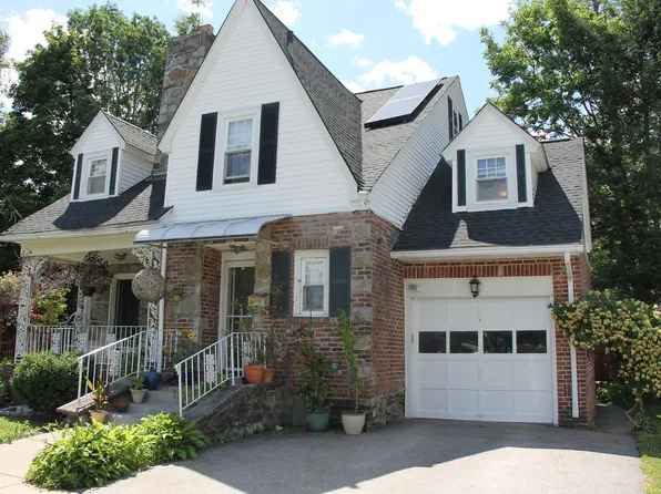 30 Marwood Rd, Worcester, MA 01602