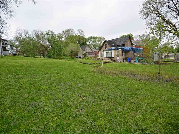 2nd image of 1413 Ashland Ave