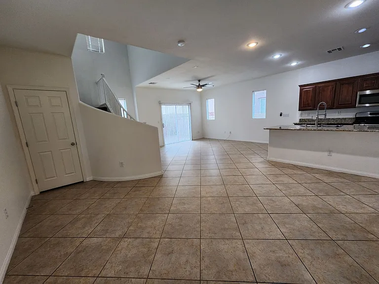 8177 Misty Horizon Ct — Photo 3