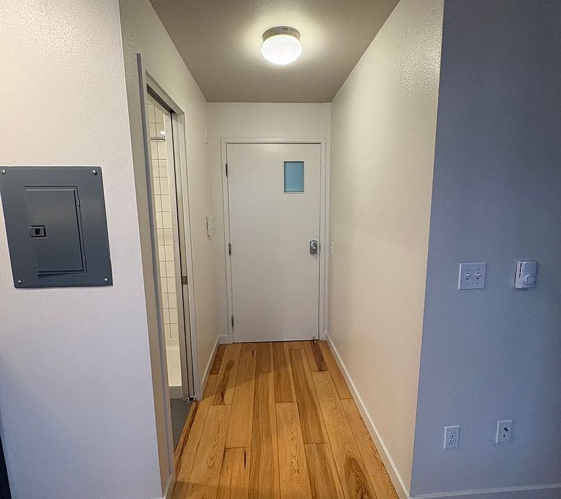2nd image of 844 NE 69th St #308