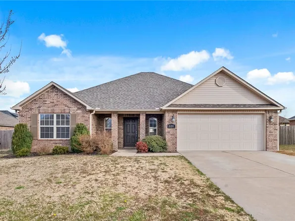 630 Saddlehorn Dr, Bentonville, AR 72719