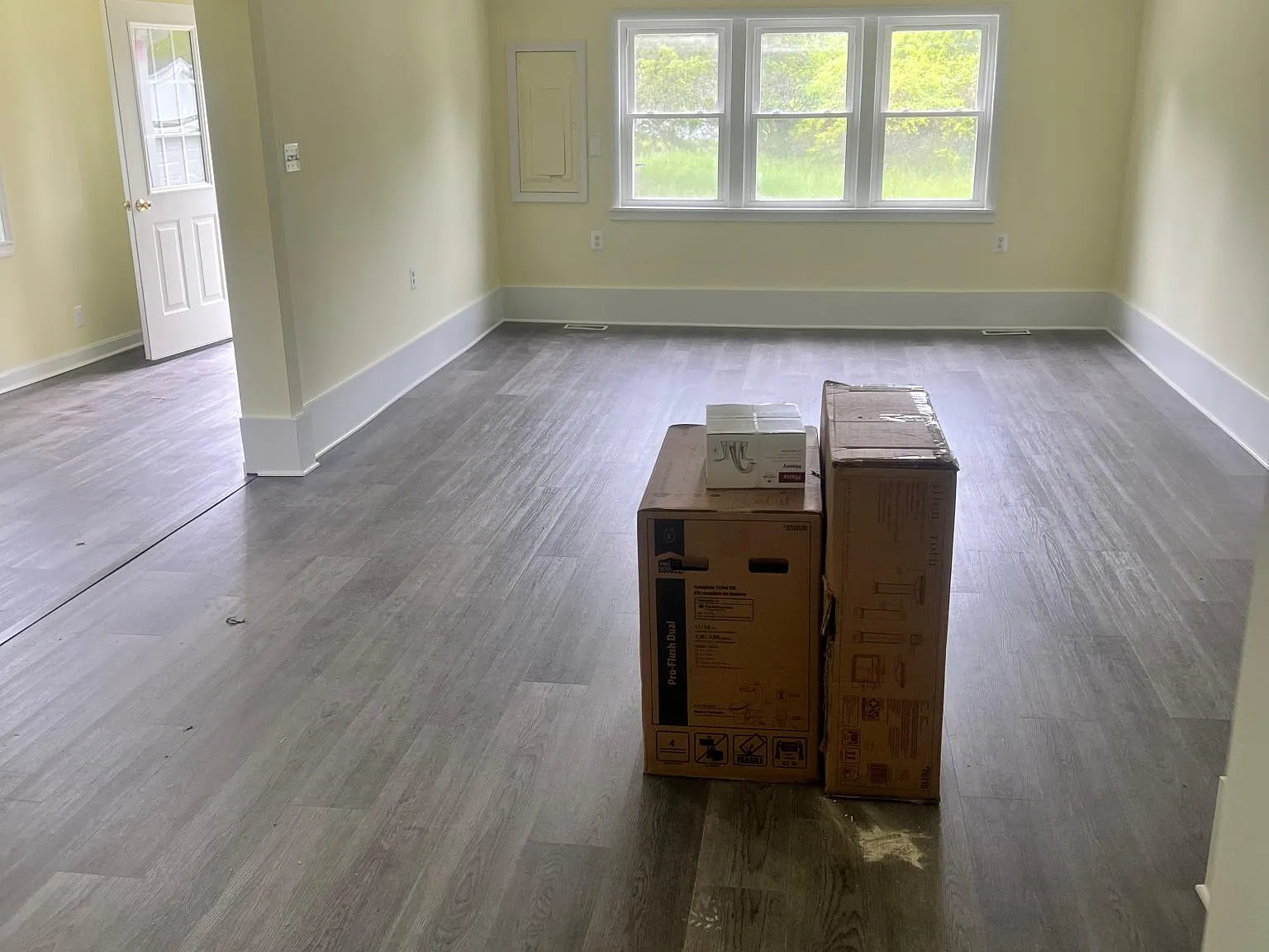 3 bed, 1274 sqft, $1,850 — Photo 3