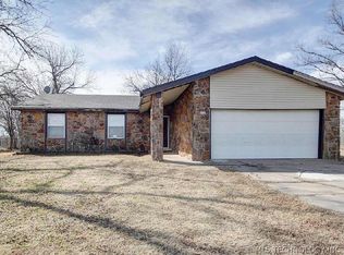 6210 E 165th St, Bixby, OK 74008