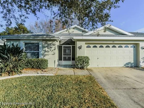 726 Masterpiece Dr, Sun City Center, FL 33573