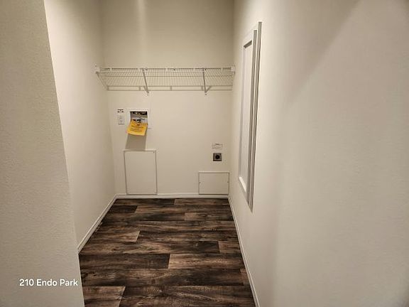 3rd image of 210 Endopark #182