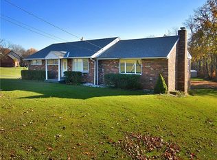 424 Manor Rd, Delmont, PA 15626