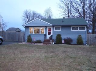 55 Skyline Dr, West Haven, CT 06516