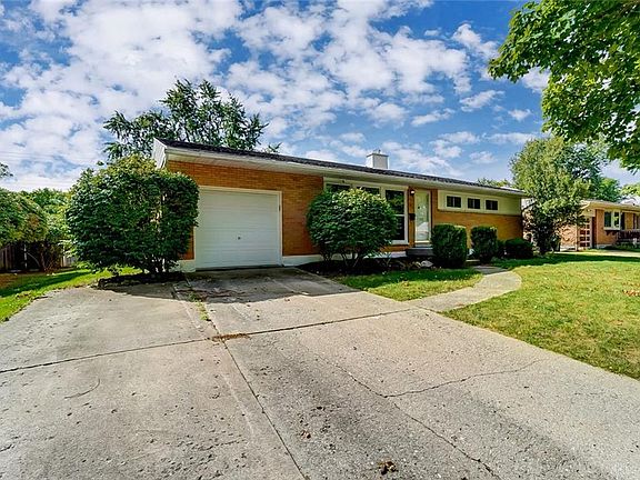 2nd image of 932 Hollendale Dr