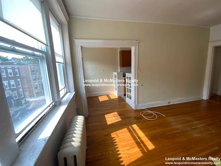 Kelton Street Apartments — Photo 18