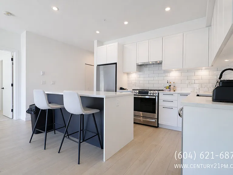 32174 George Ferguson Way #101 — Photo 3